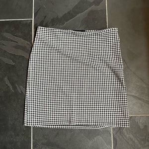 FOREVER21 MINI SKIRT (FREE WITH ANY PURCHASE)